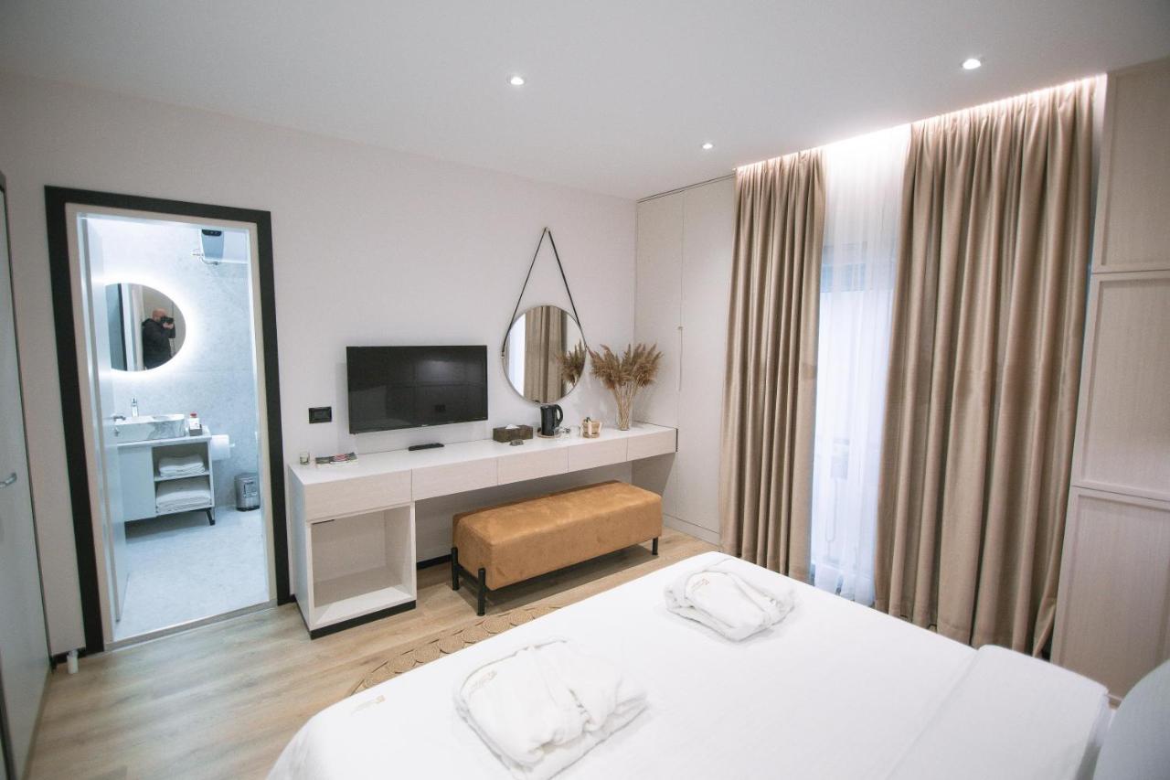Boulevard Boutique Aparthotel Korce Eksteriør bilde