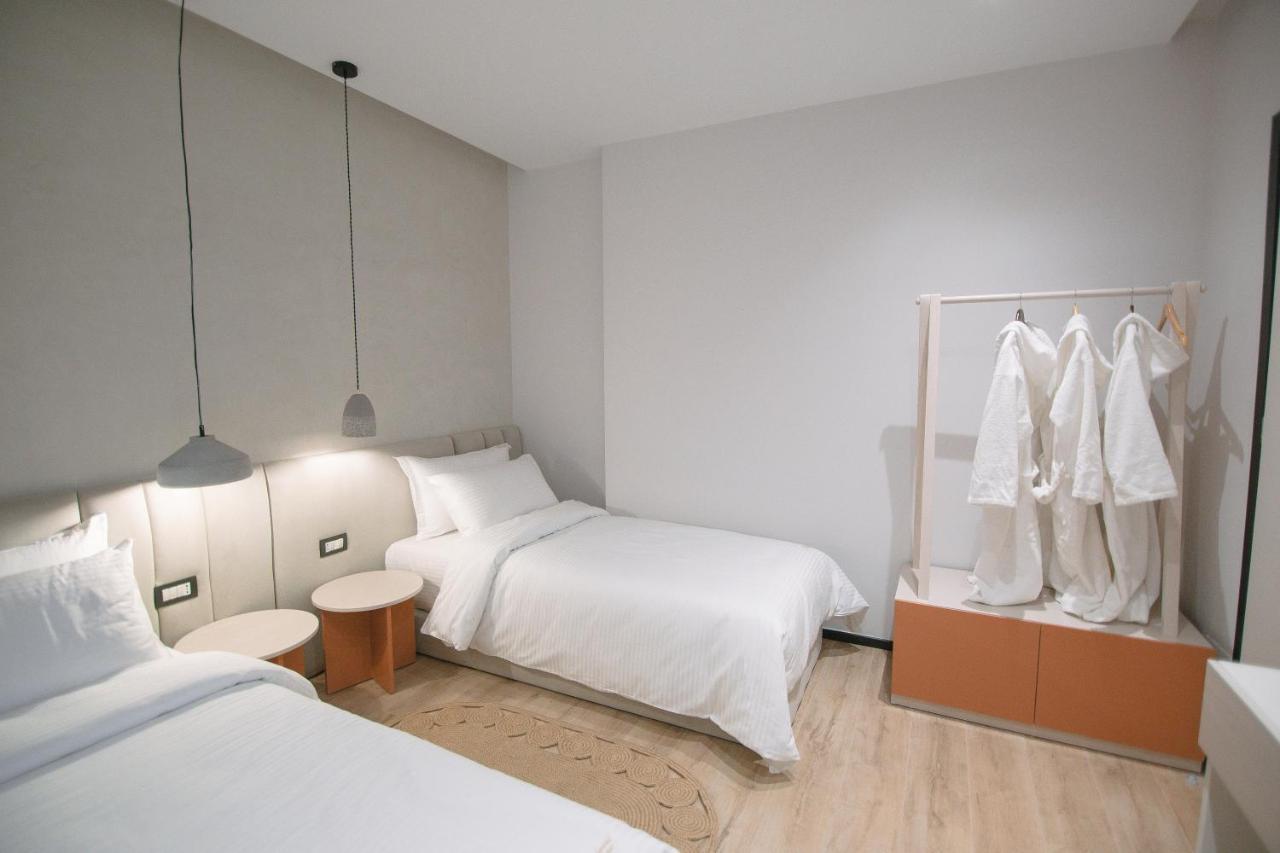 Boulevard Boutique Aparthotel Korce Eksteriør bilde