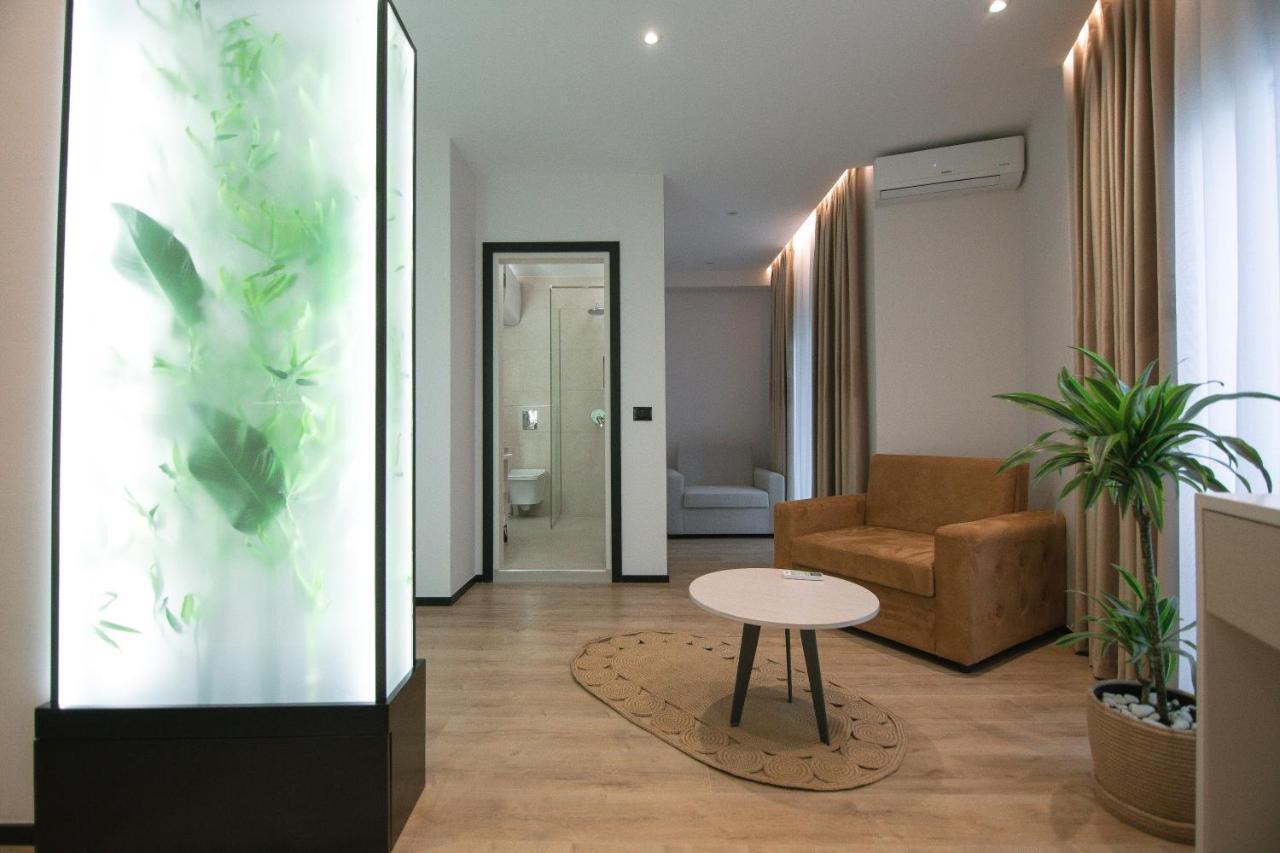 Boulevard Boutique Aparthotel Korce Eksteriør bilde