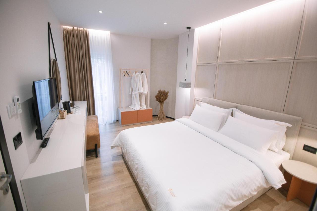 Boulevard Boutique Aparthotel Korce Eksteriør bilde