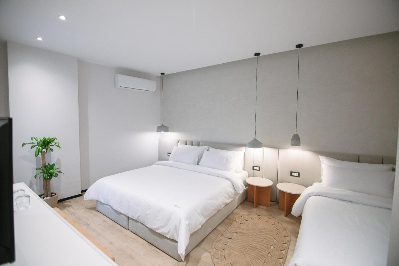 Boulevard Boutique Aparthotel Korce Eksteriør bilde